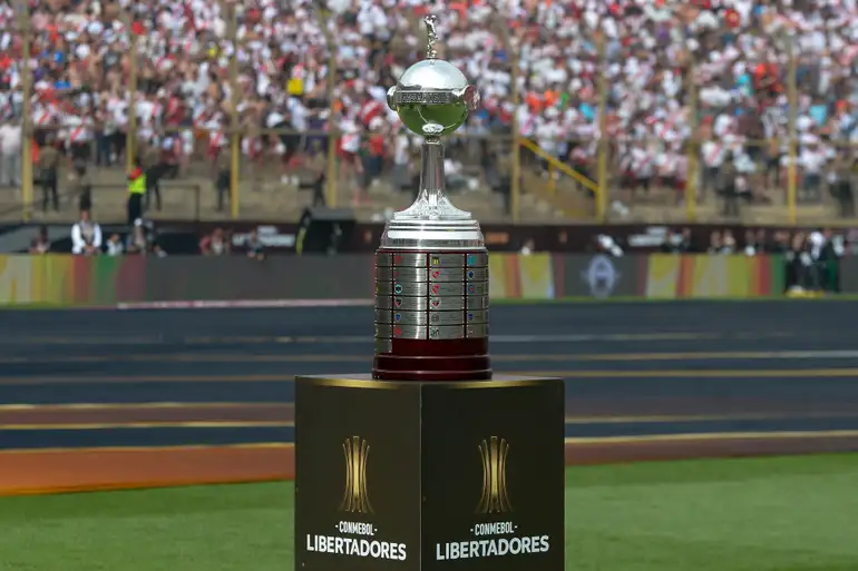 Fluminense avança e Flamengo garante melhor campanha da Libertadores