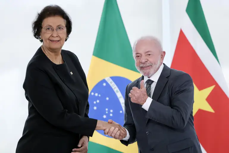 Brasil e Suriname vão negociar acordo para ampliar comércio